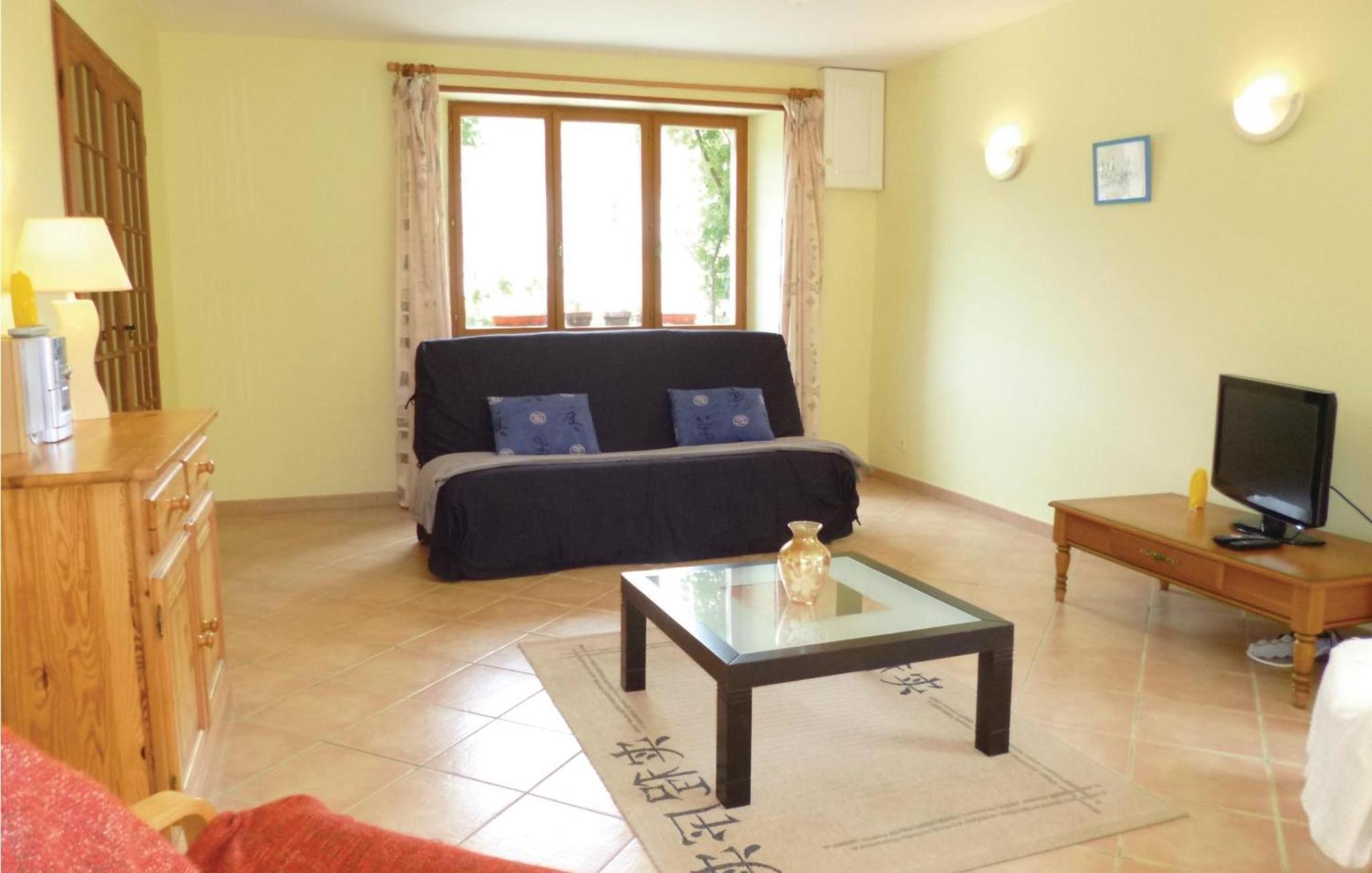 3 Bedroom Cozy Home In Brucheville Carentan-les-Marais Exterior photo